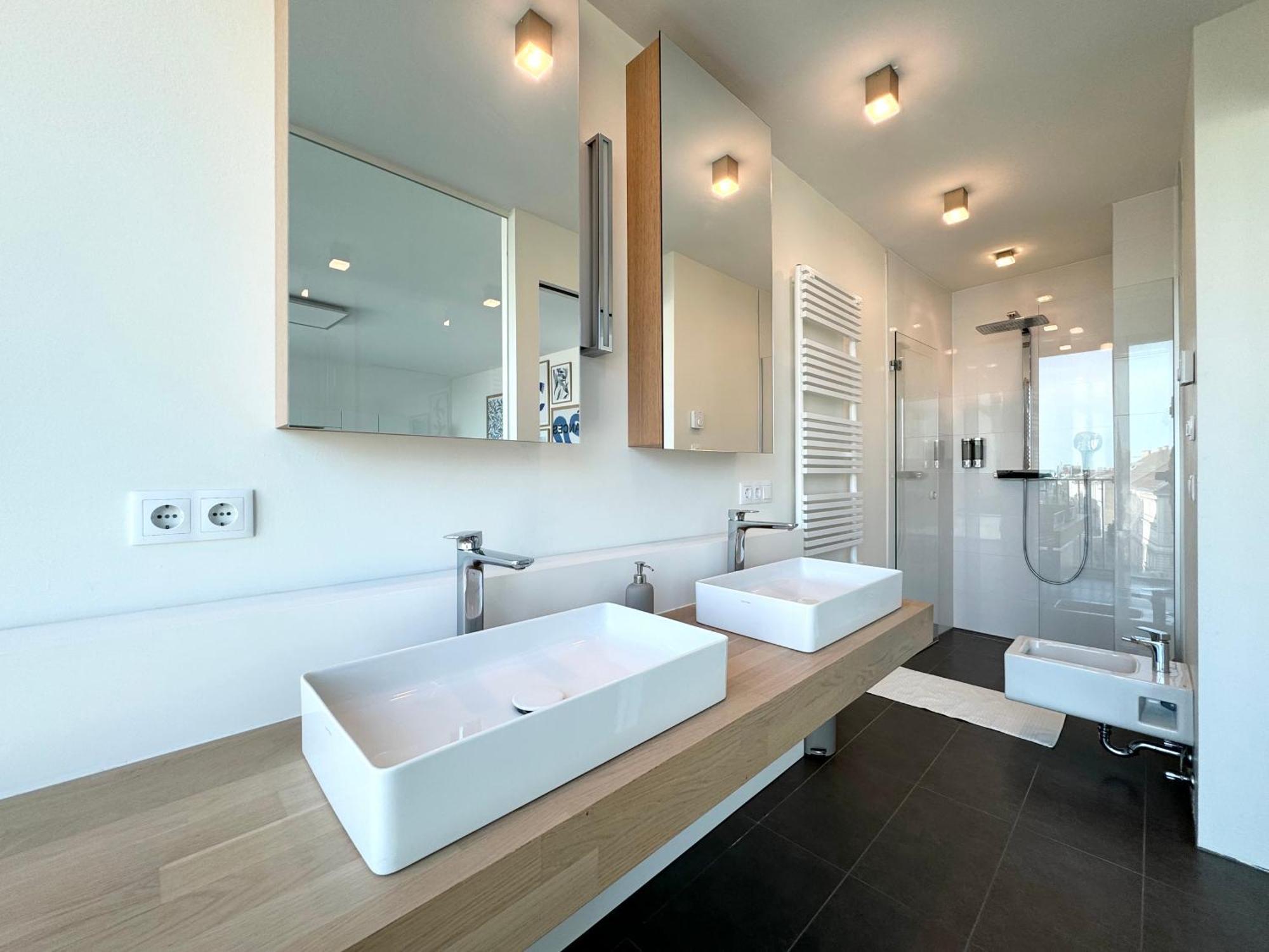 Modernes Apartment Im Zentrum Von Graz Esterno foto