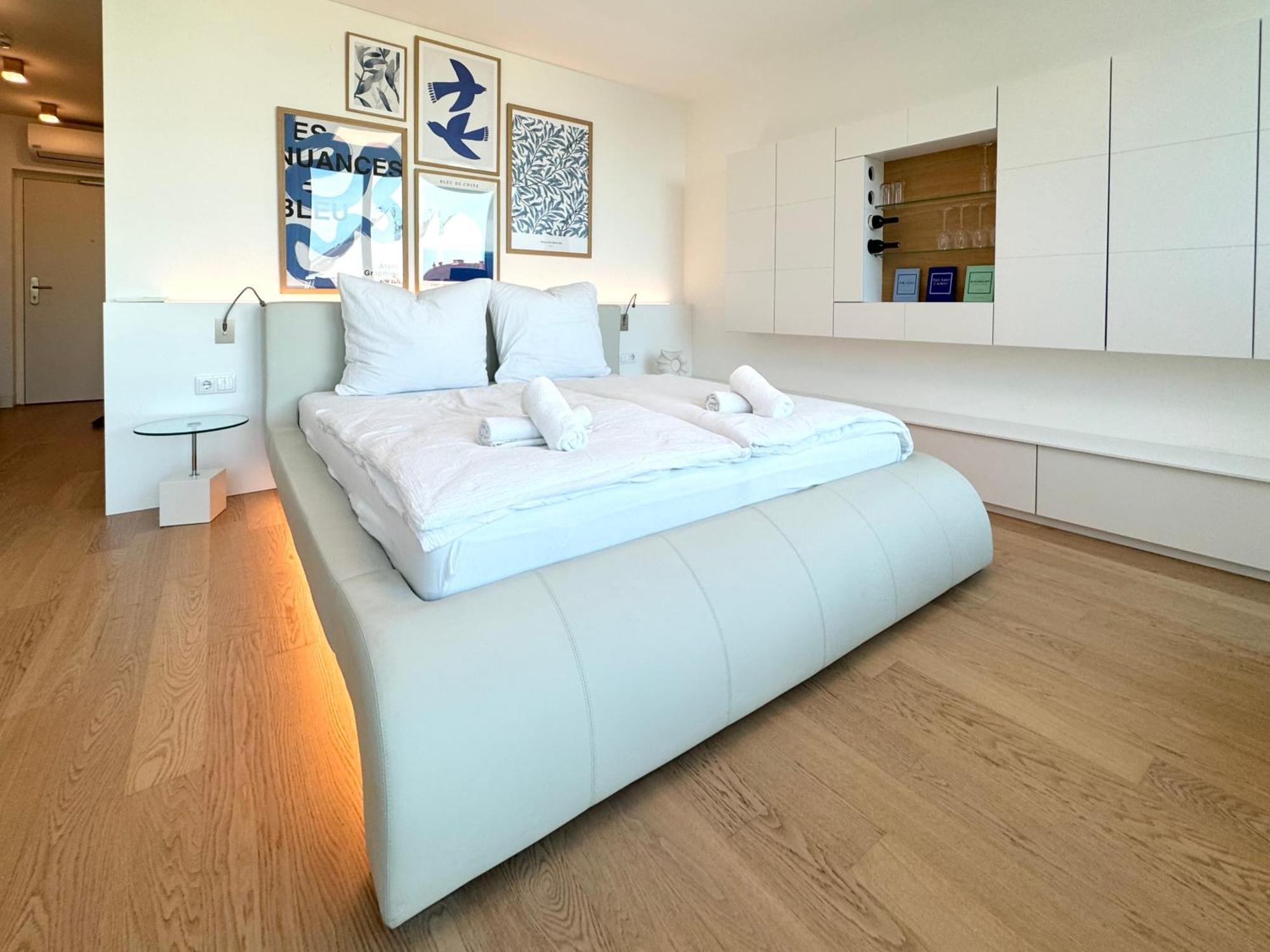 Modernes Apartment Im Zentrum Von Graz Esterno foto